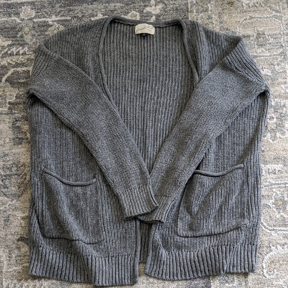 Universal Thread Charcoal Cardigan